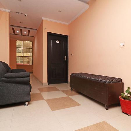 Hotel O Alpine Residency Faridabad Esterno foto