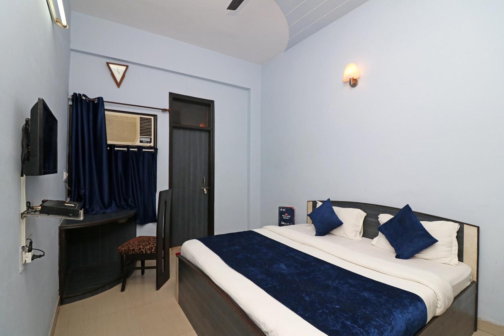 Hotel O Alpine Residency Faridabad Esterno foto