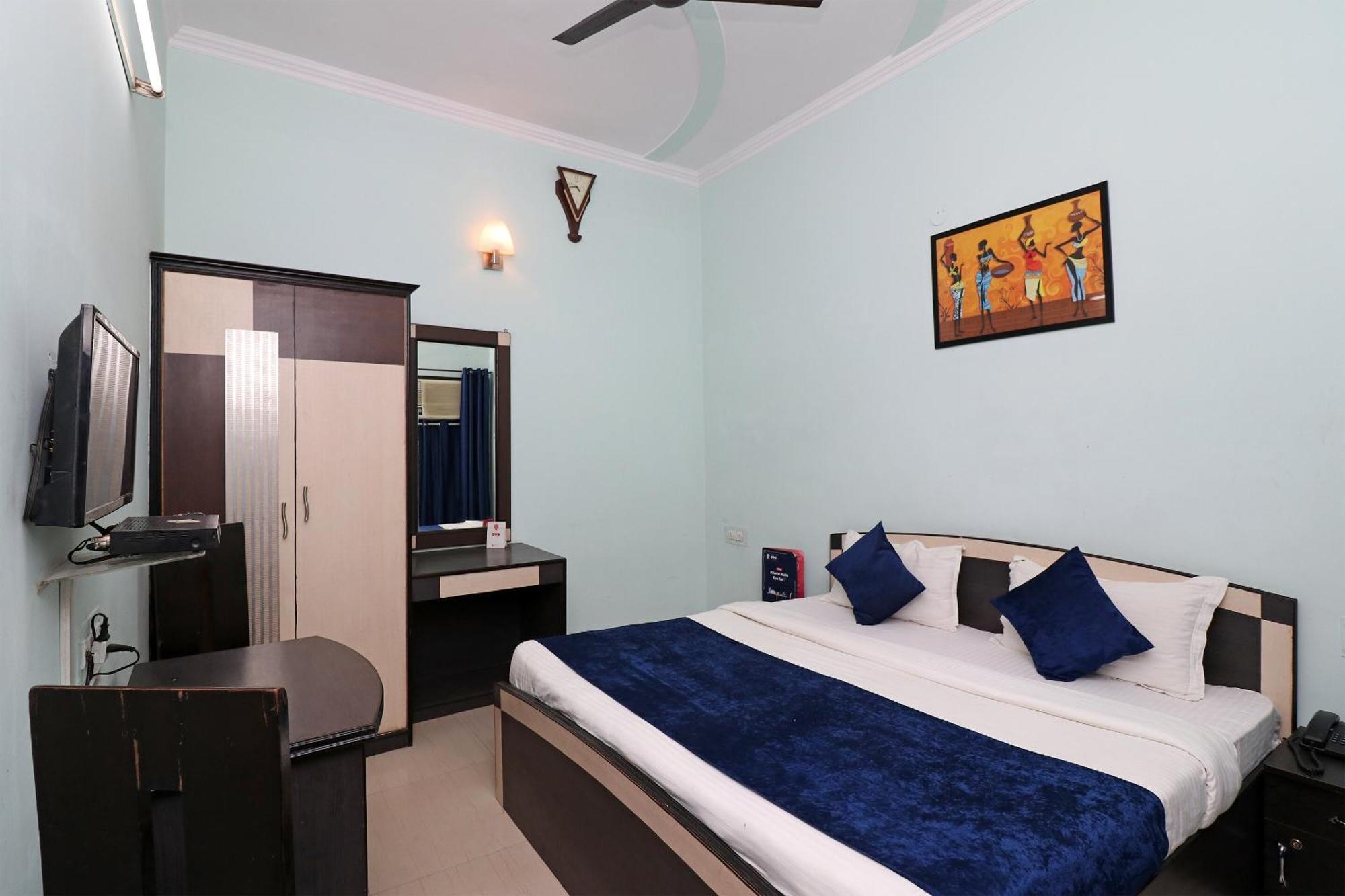 Hotel O Alpine Residency Faridabad Esterno foto