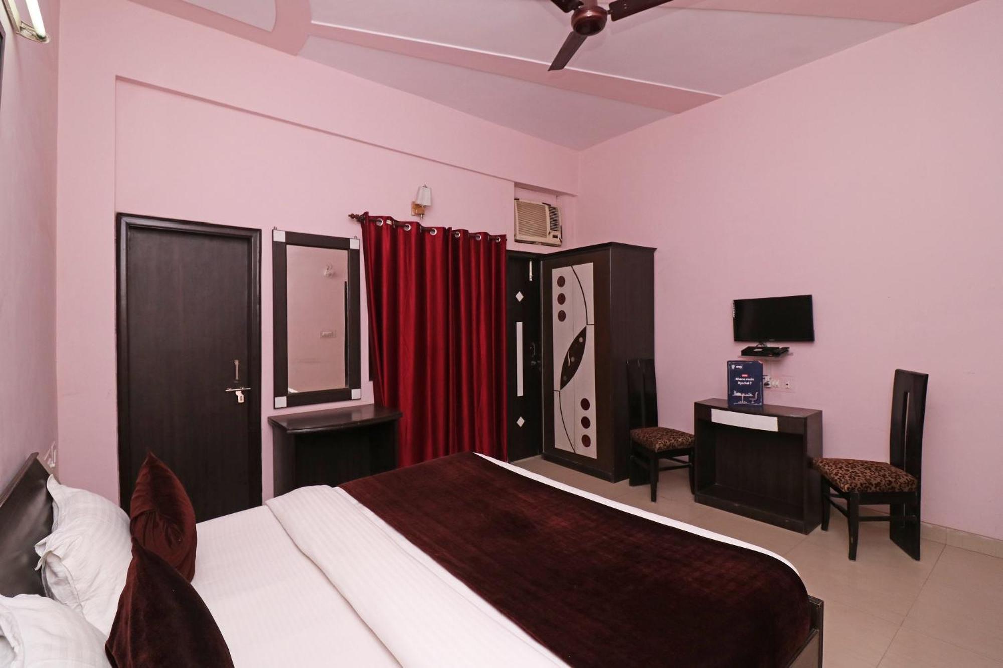 Hotel O Alpine Residency Faridabad Esterno foto