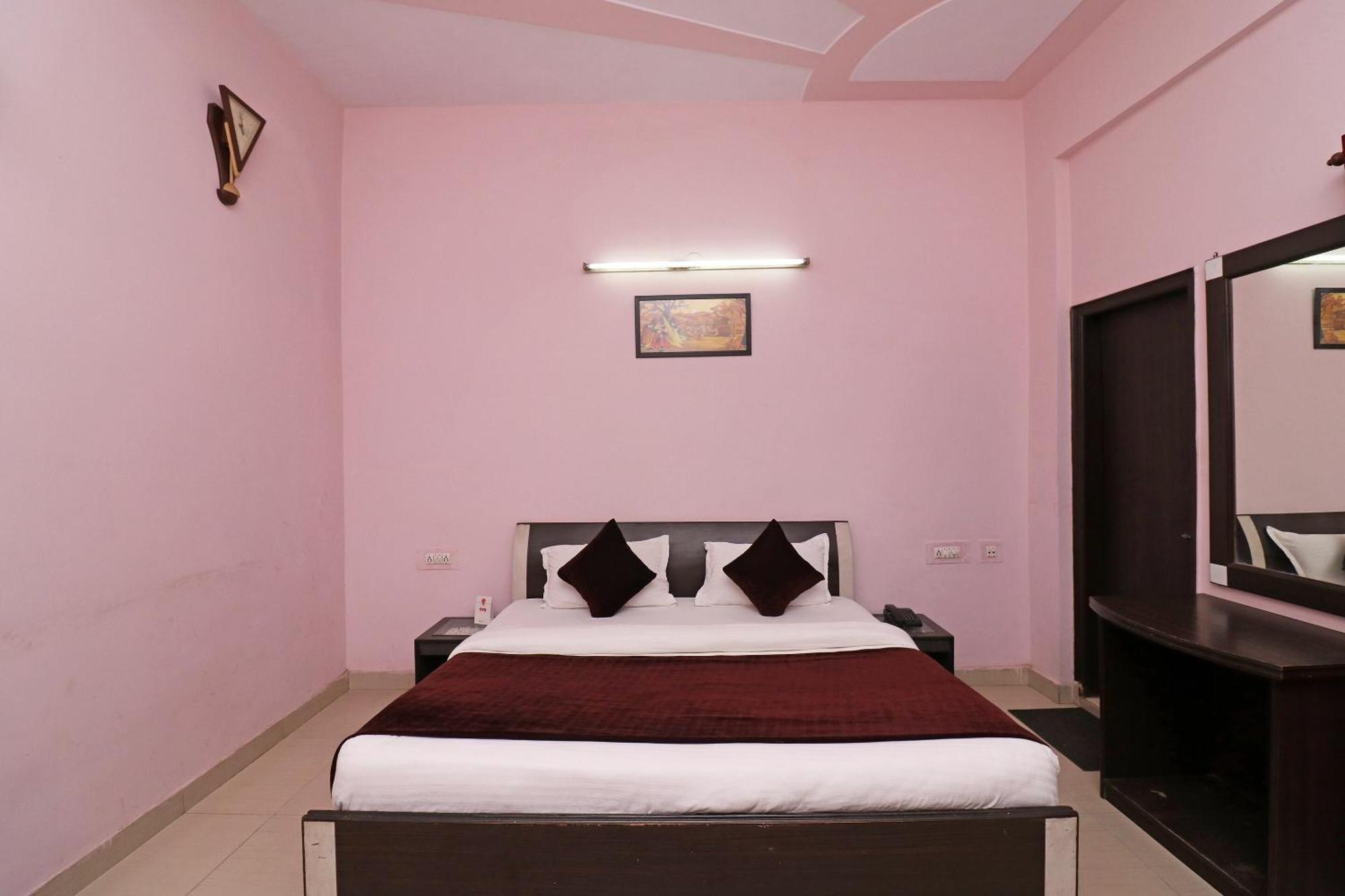 Hotel O Alpine Residency Faridabad Esterno foto